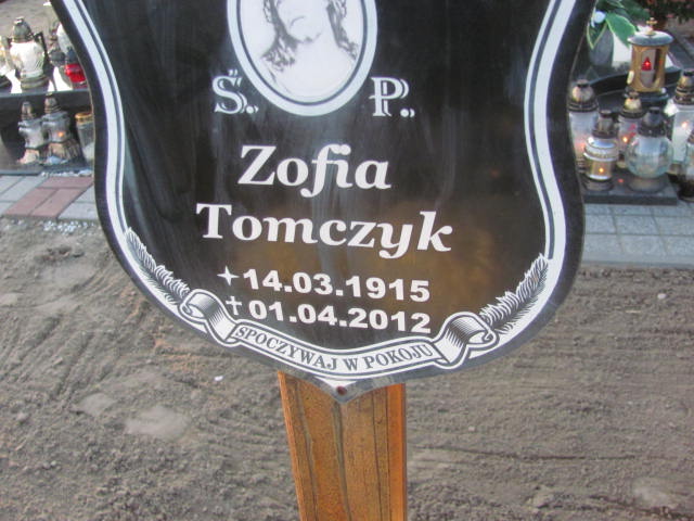 Zofia Tomczyk 1915 Góra - Grobonet - Wyszukiwarka osób pochowanych