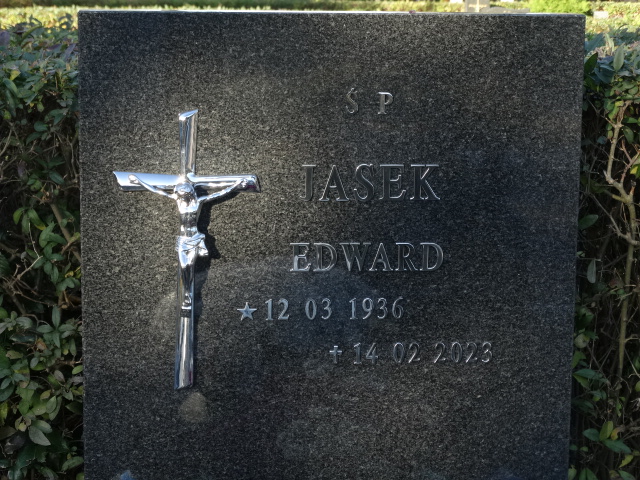 Grób Edward Jasek