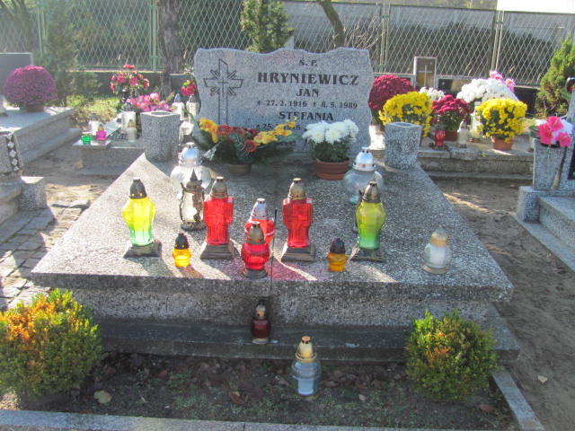 Grób Stefania  Hryniewicz